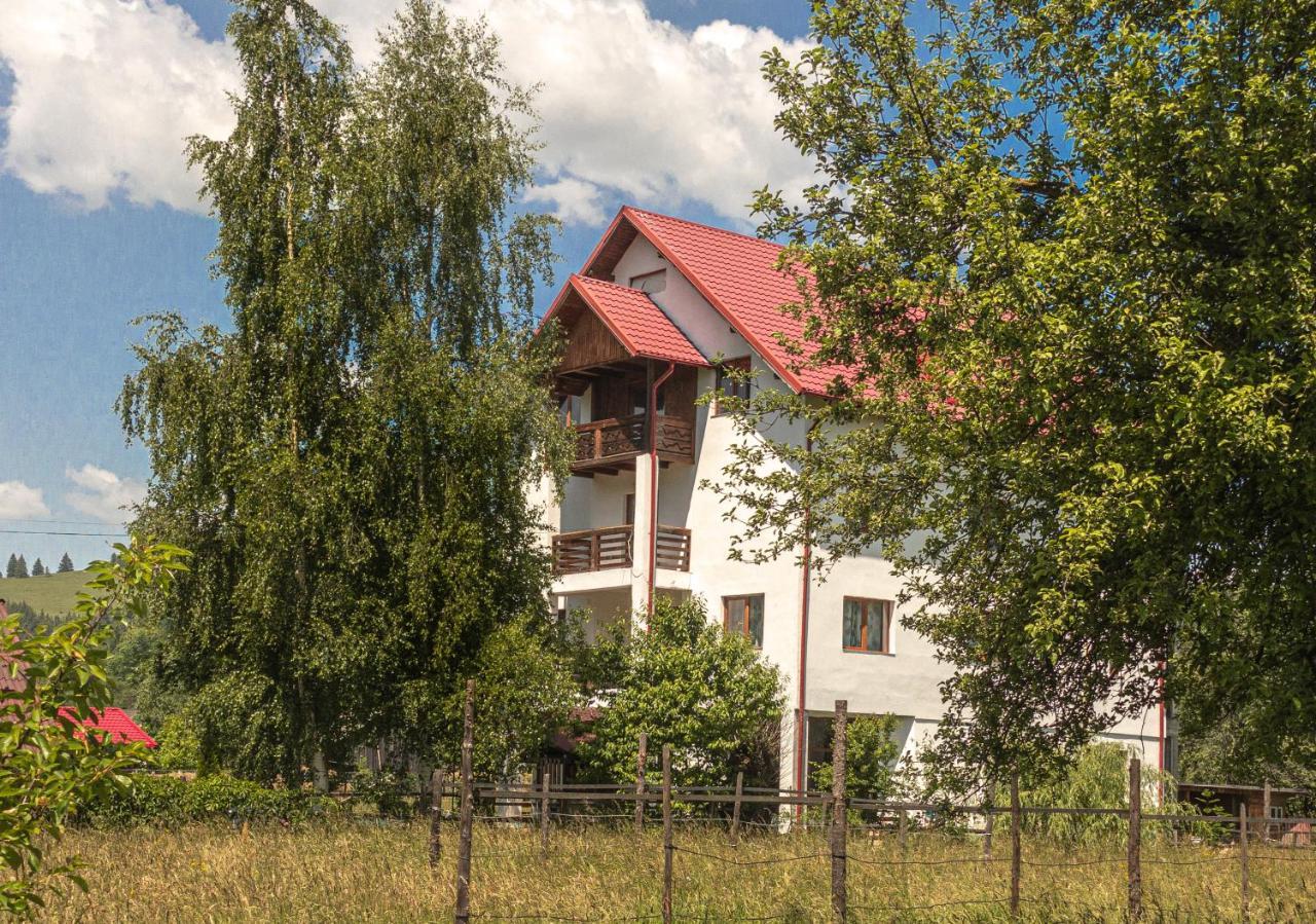 Pensiunea Magda Кымпулунг-Молдовенеск Экстерьер фото
